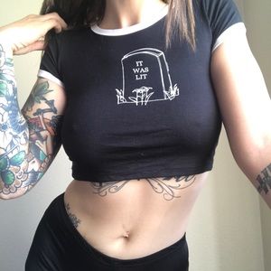 OMIGHTY CROP TOP